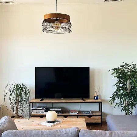 Будинок відпочинку Le Paradis D Антіб